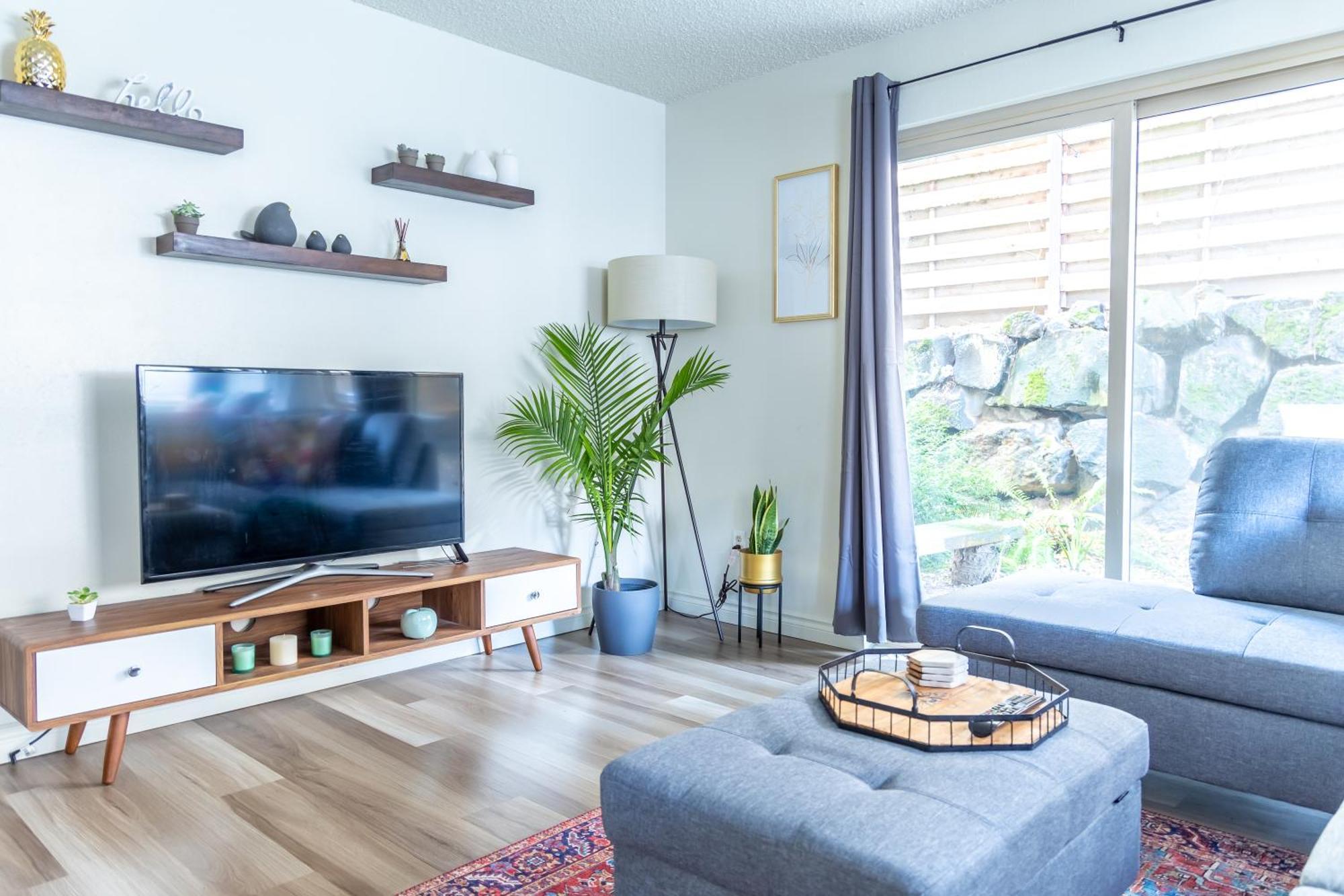 King Bed + Studio! Free Parking, Patio, Wfh Space! シアトル エクステリア 写真